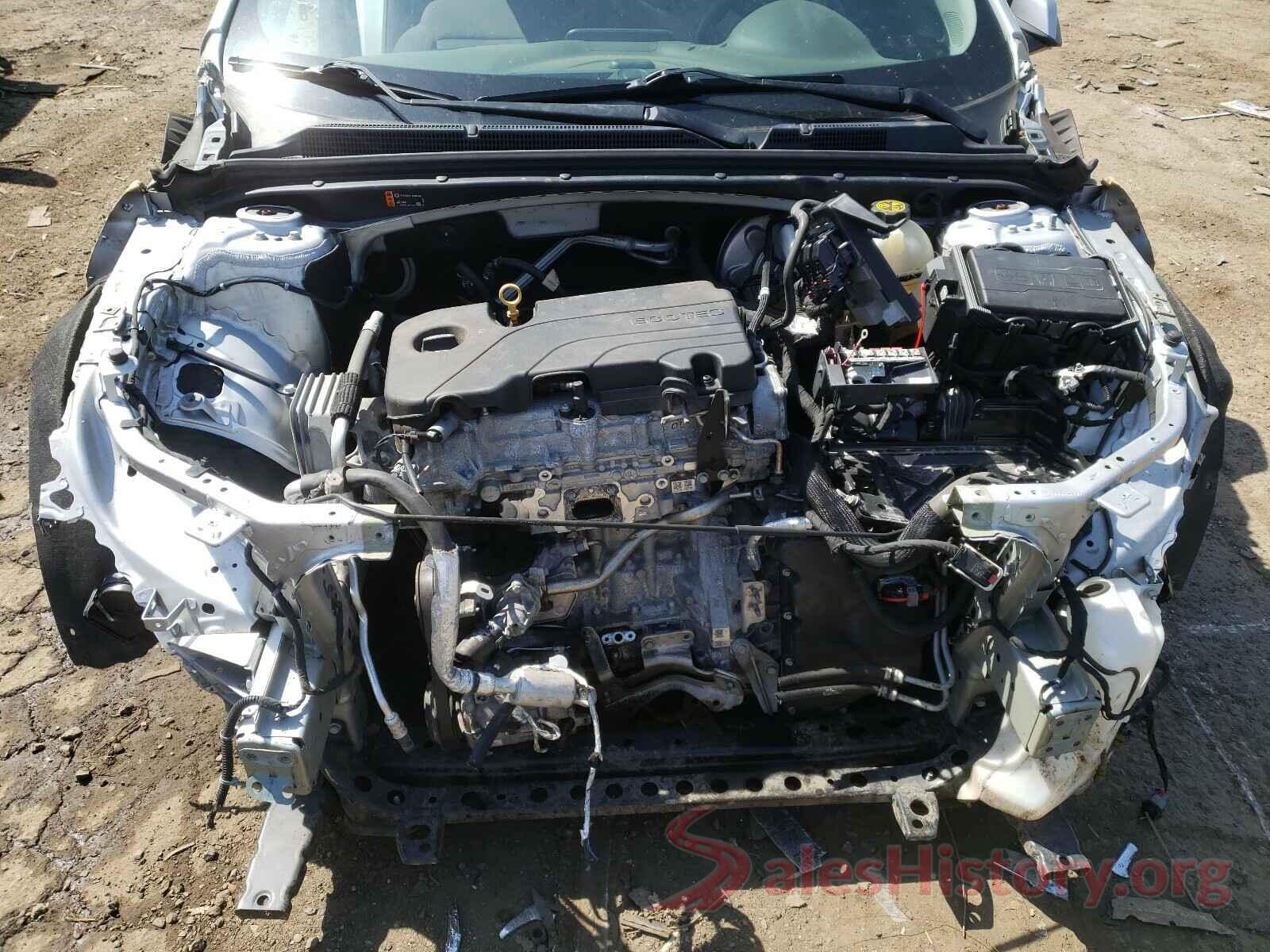 1G1ZD5ST8JF275820 2018 CHEVROLET MALIBU