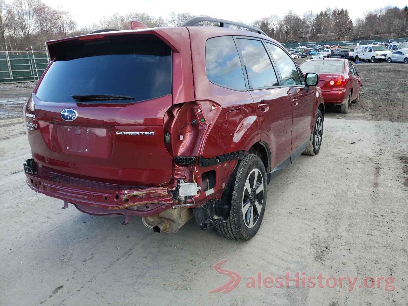 JF2SJAGC7JH432360 2018 SUBARU FORESTER