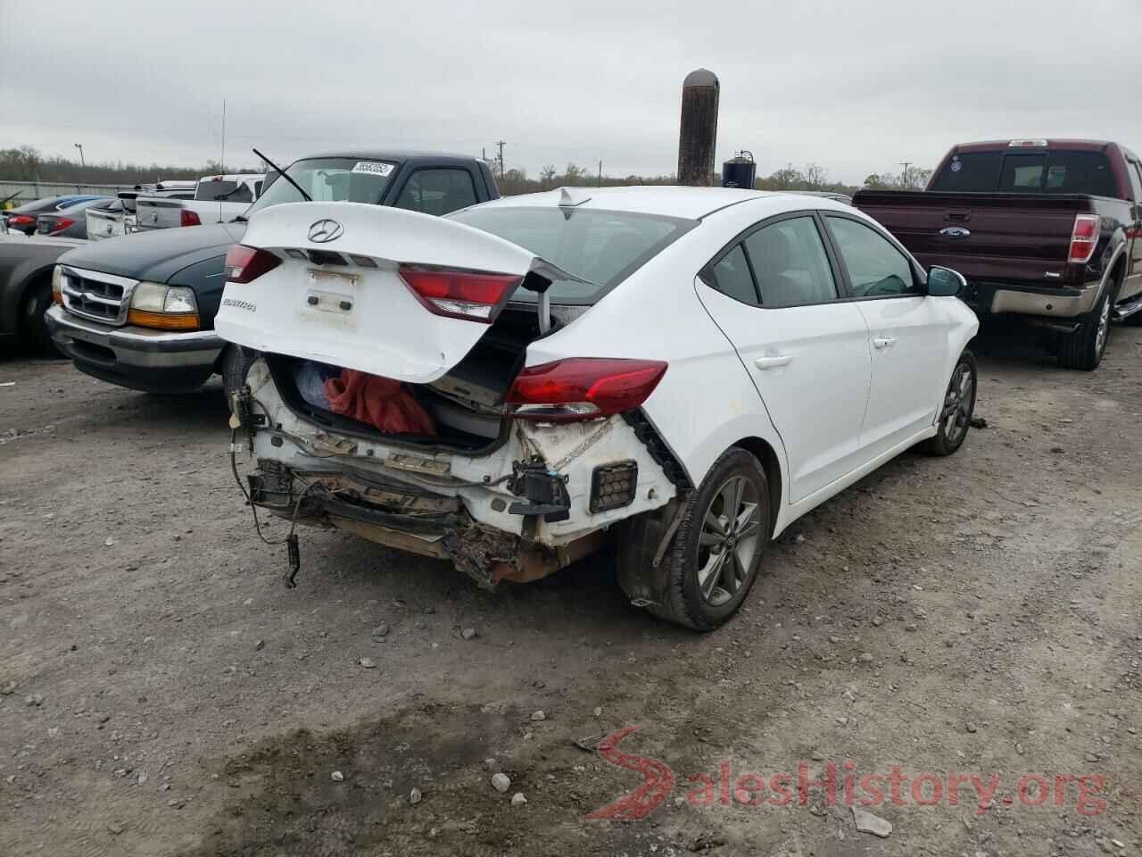 5NPD84LF4JH352469 2018 HYUNDAI ELANTRA