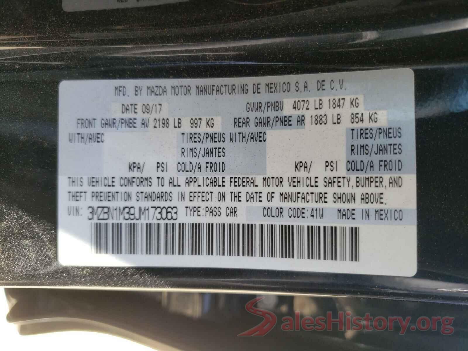 3MZBN1M39JM173063 2018 MAZDA 3