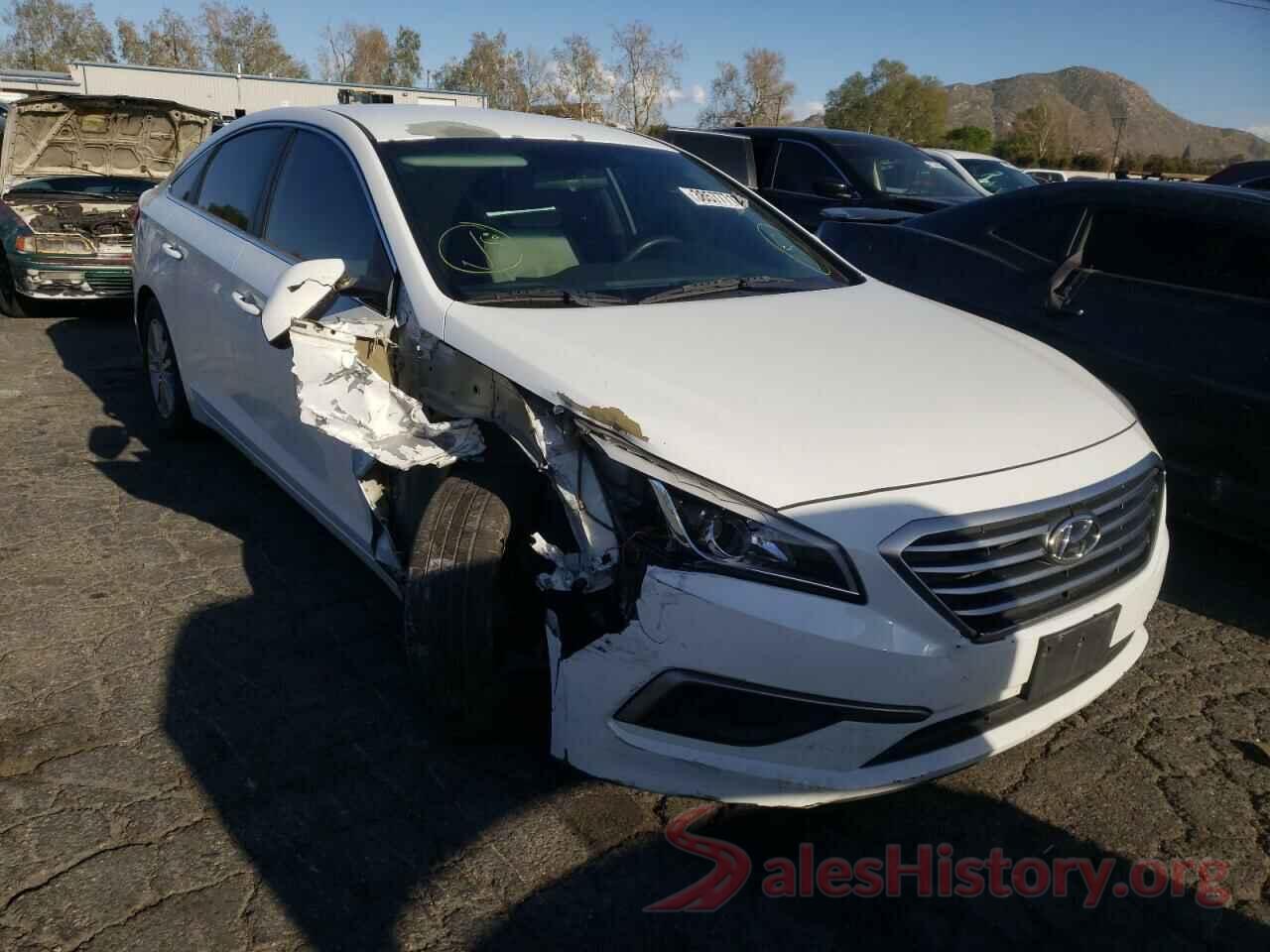 5NPE24AF8HH562558 2017 HYUNDAI SONATA