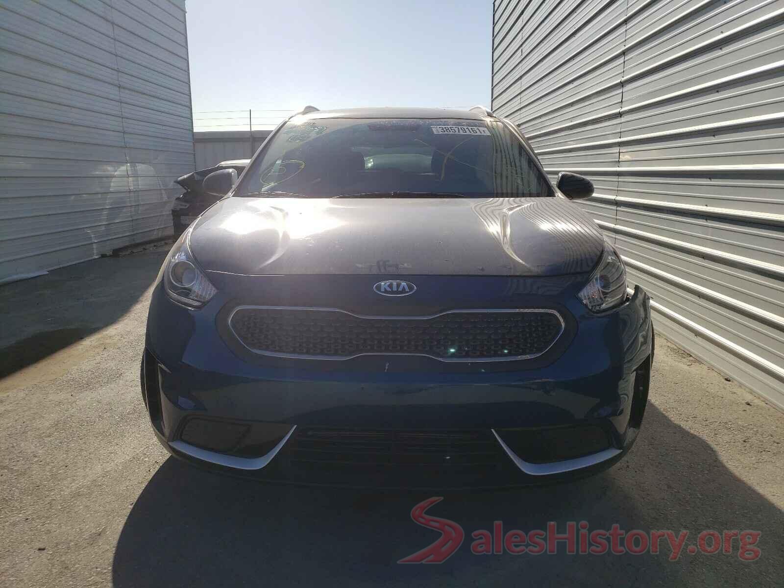 KNDCB3LC7K5318024 2019 KIA NIRO