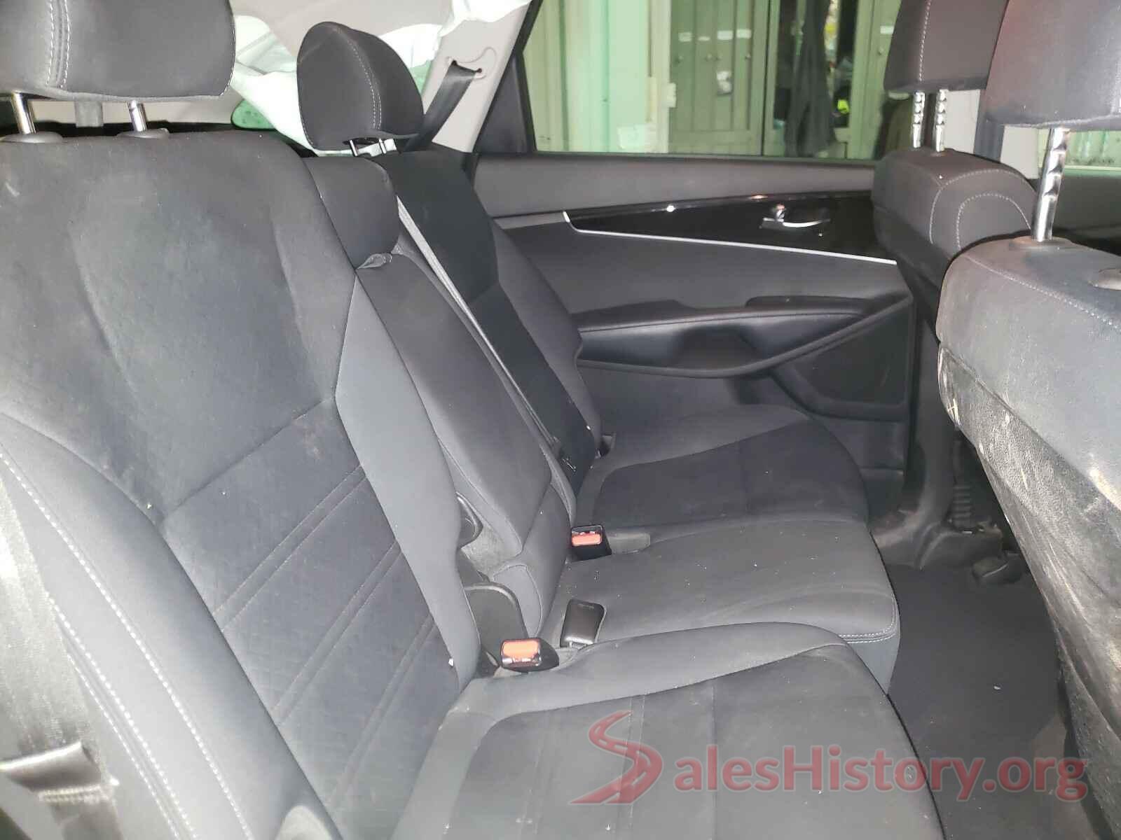 5XYPGDA5XKG444950 2019 KIA SORENTO