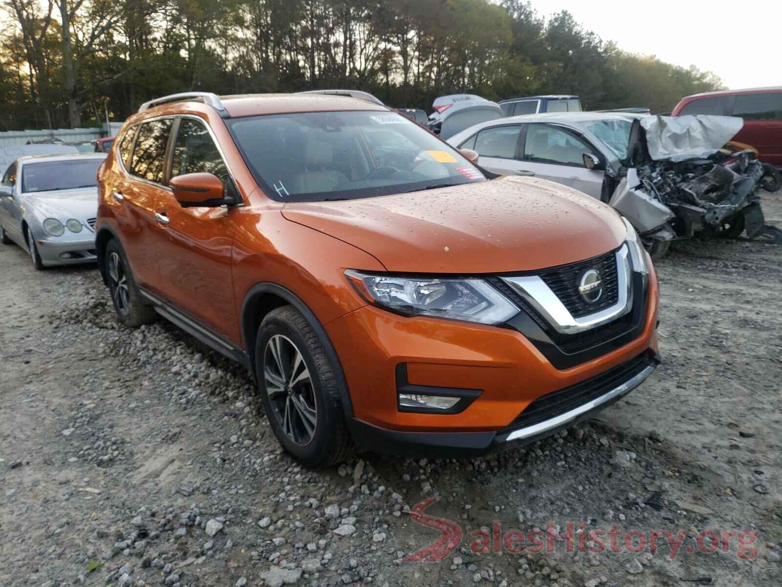 JN8AT2MT9JW463687 2018 NISSAN ROGUE