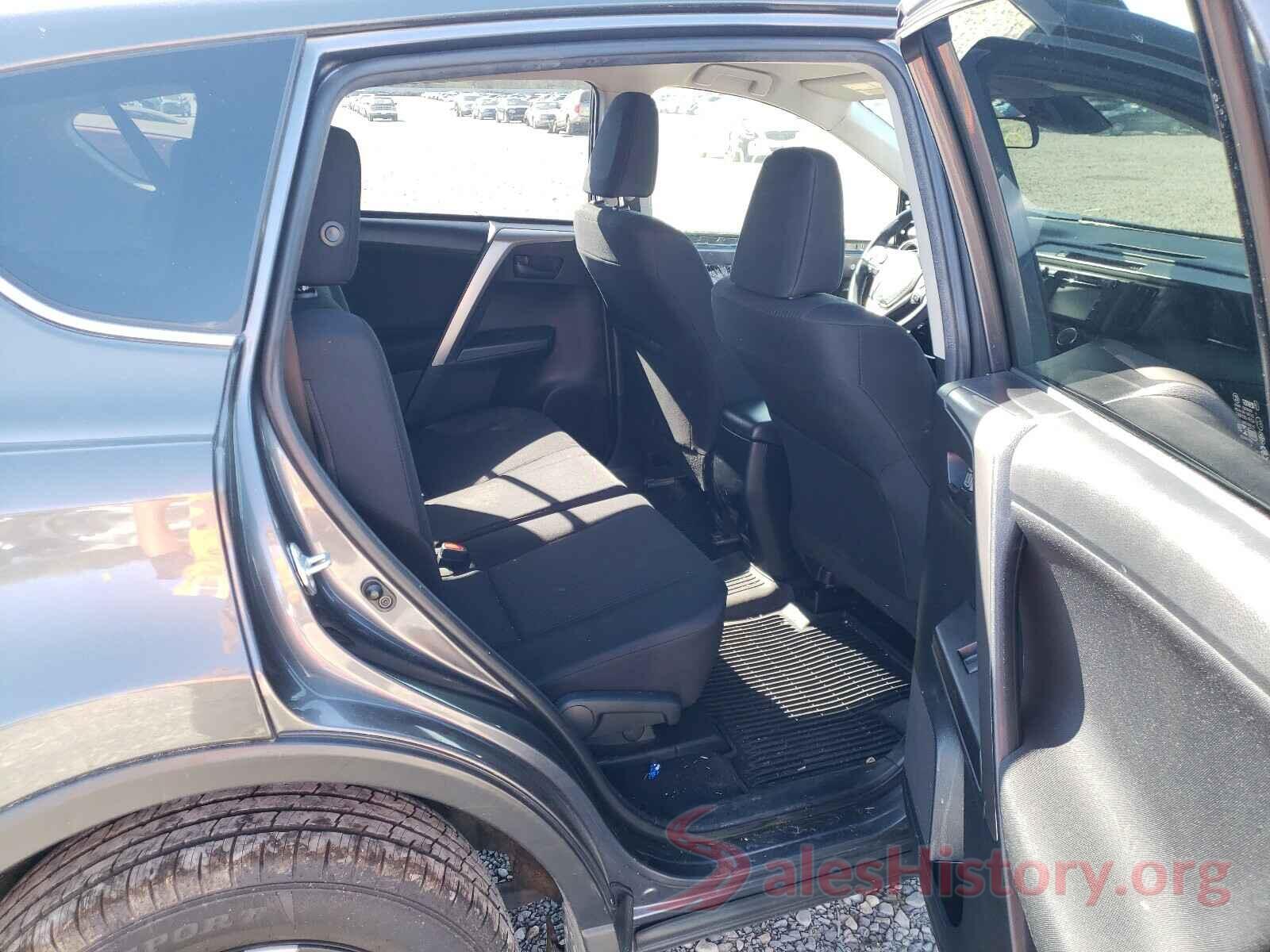 JTMZFREV5HD093231 2017 TOYOTA RAV4