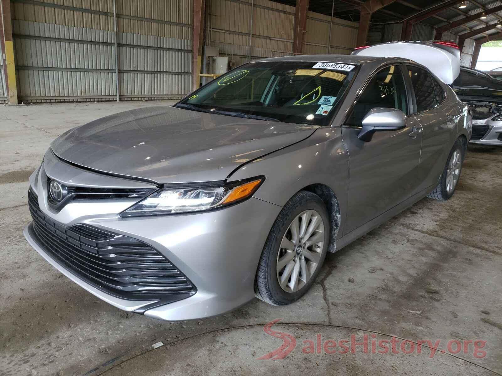 4T1B11HK1JU678747 2018 TOYOTA CAMRY