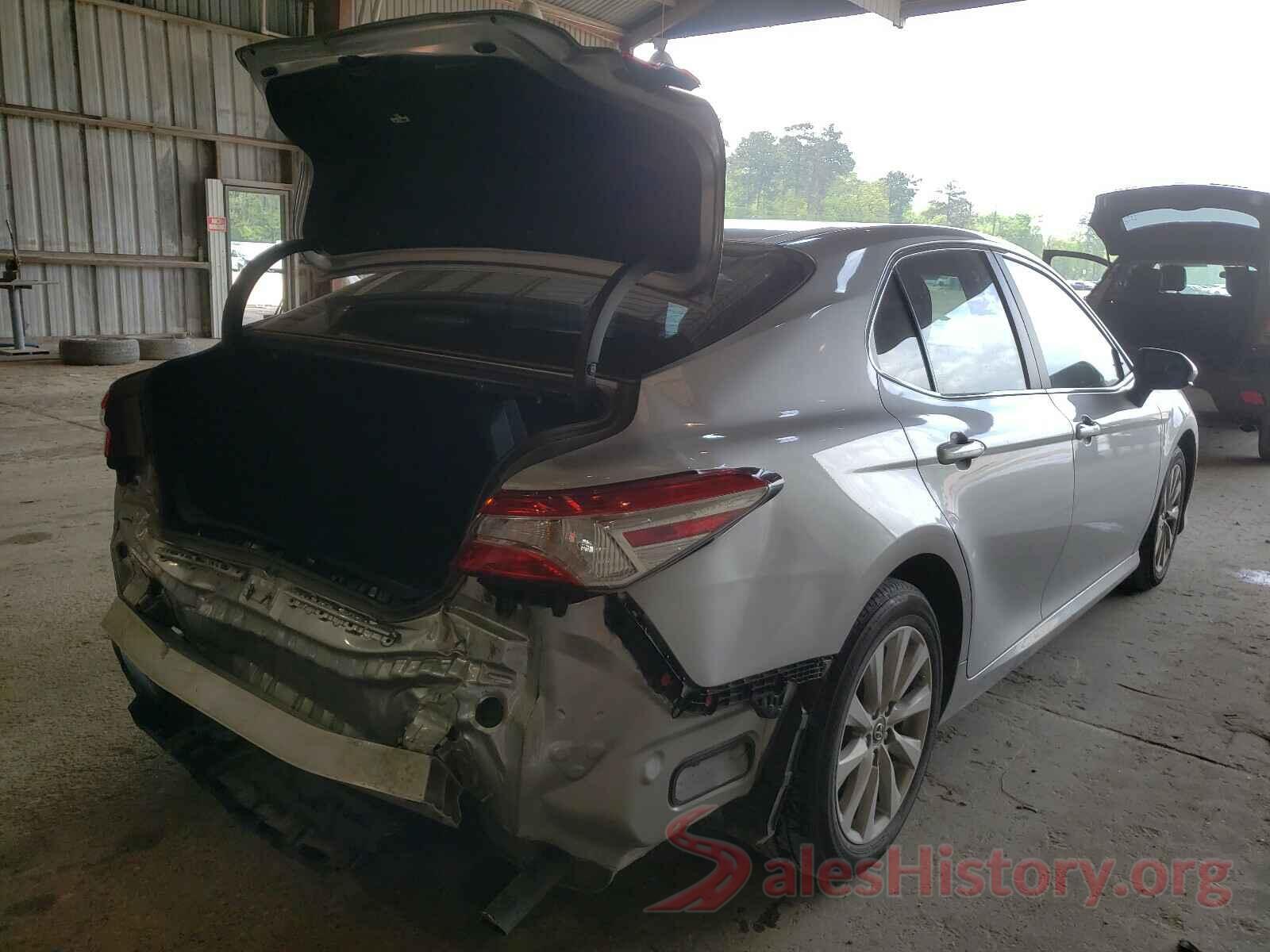 4T1B11HK1JU678747 2018 TOYOTA CAMRY