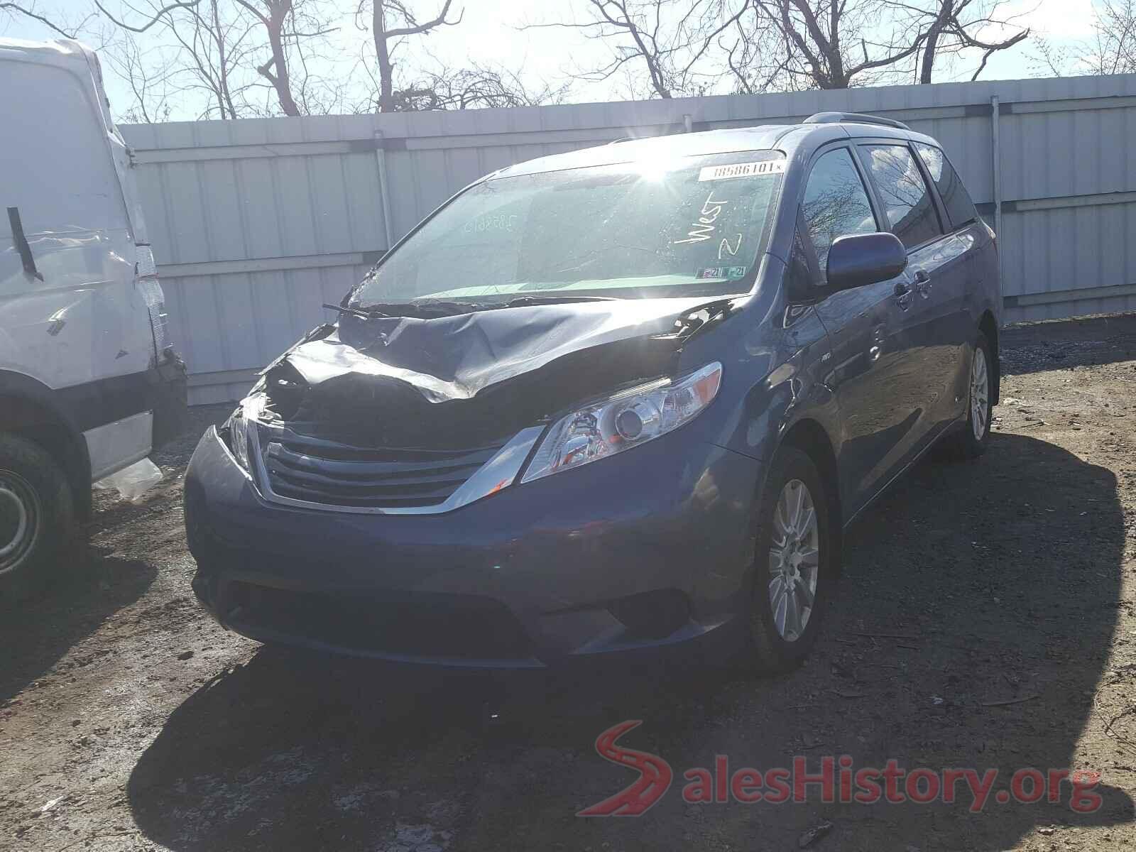 5TDJZ3DC4HS152176 2017 TOYOTA SIENNA