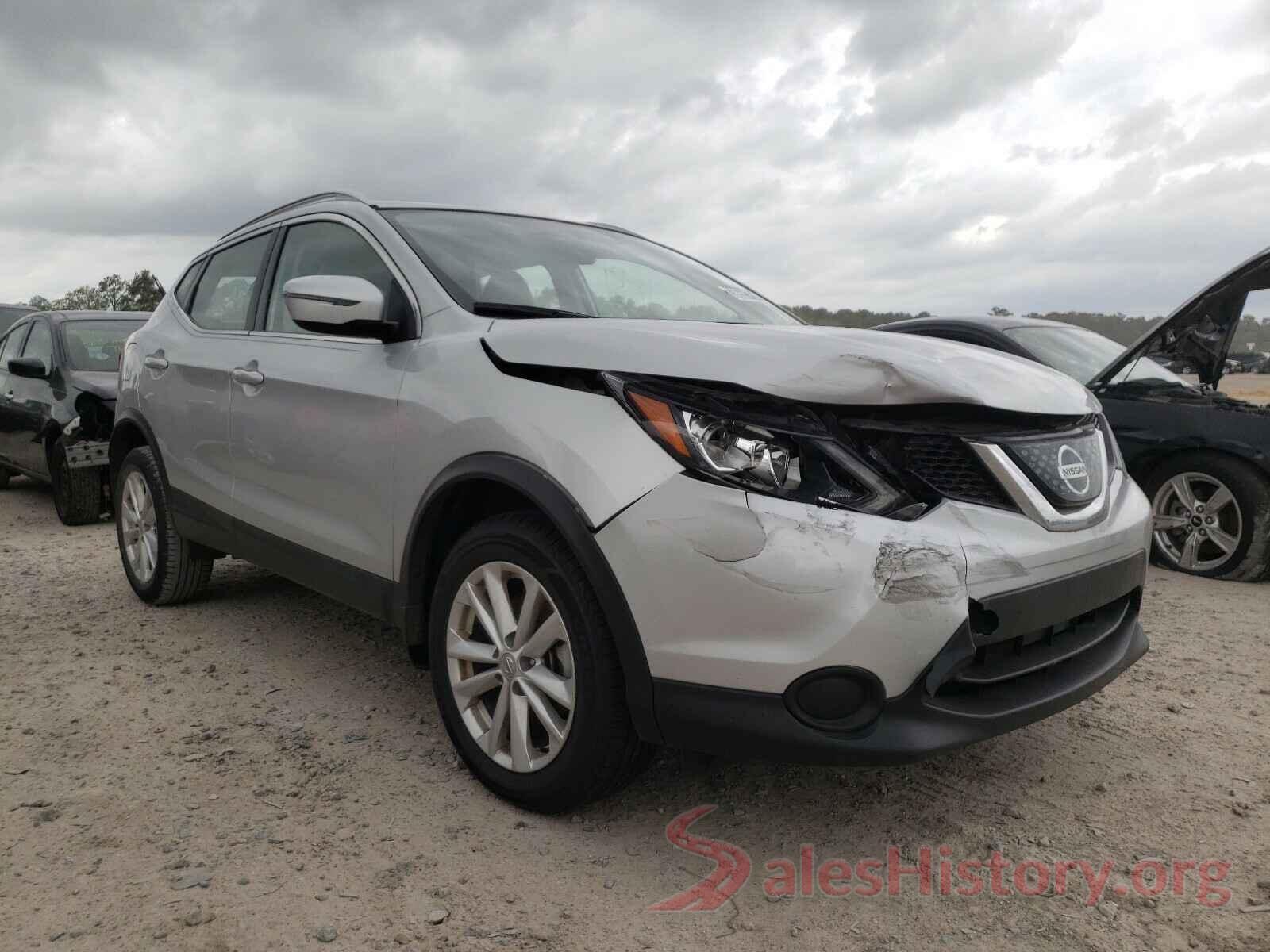 JN1BJ1CP6JW185550 2018 NISSAN ROGUE