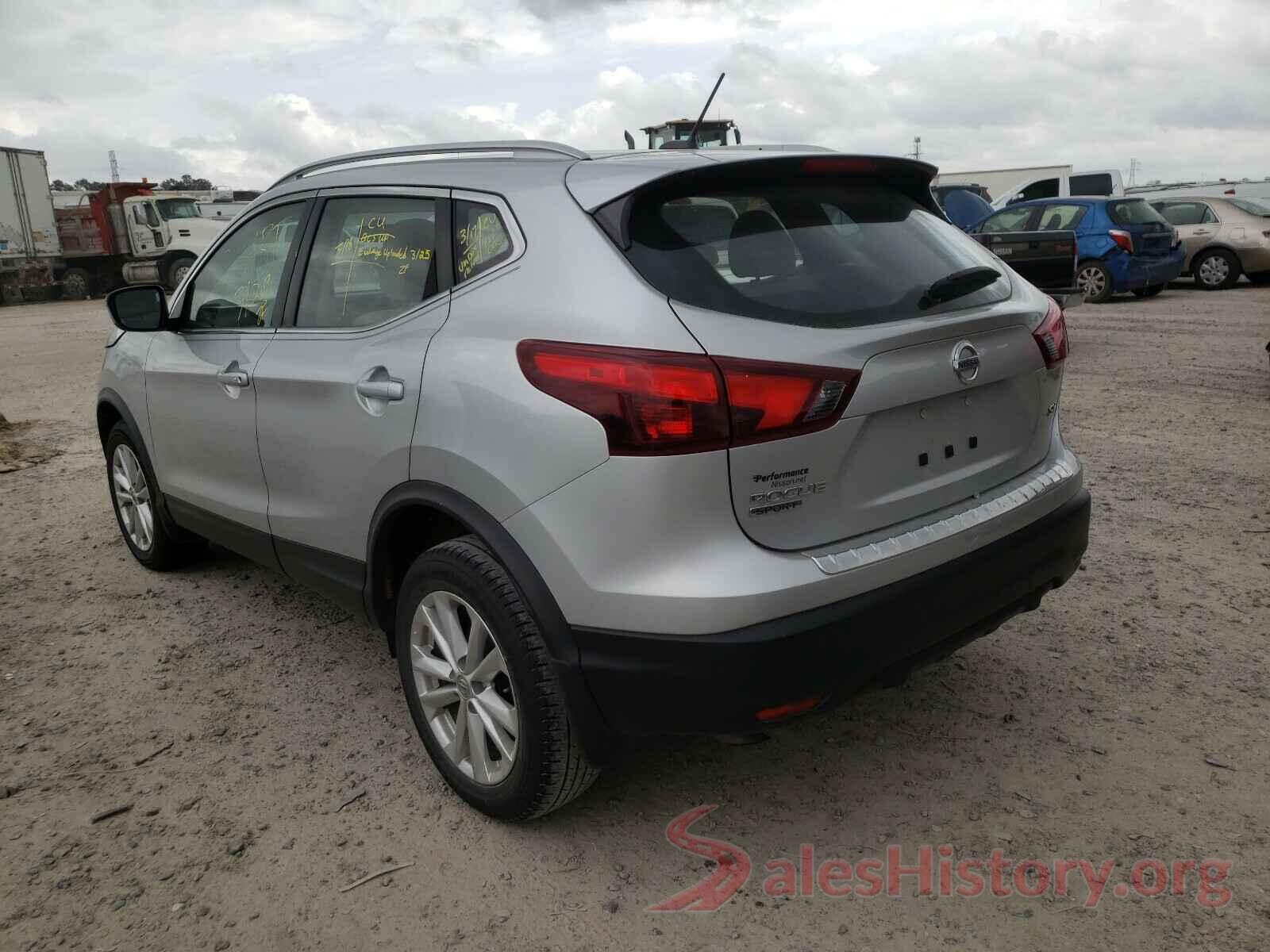 JN1BJ1CP6JW185550 2018 NISSAN ROGUE