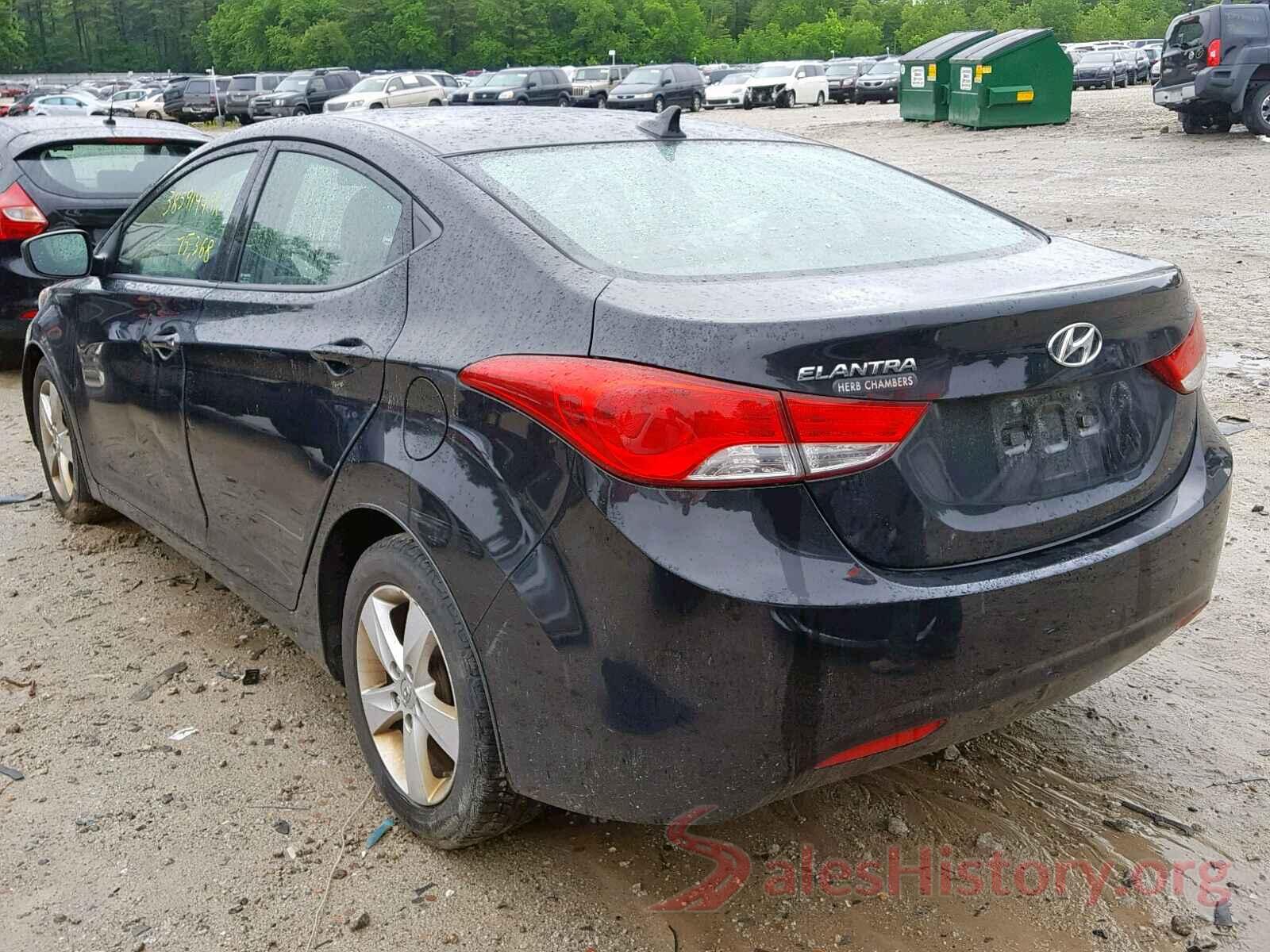 5NPDH4AE8DH232592 2013 HYUNDAI ELANTRA