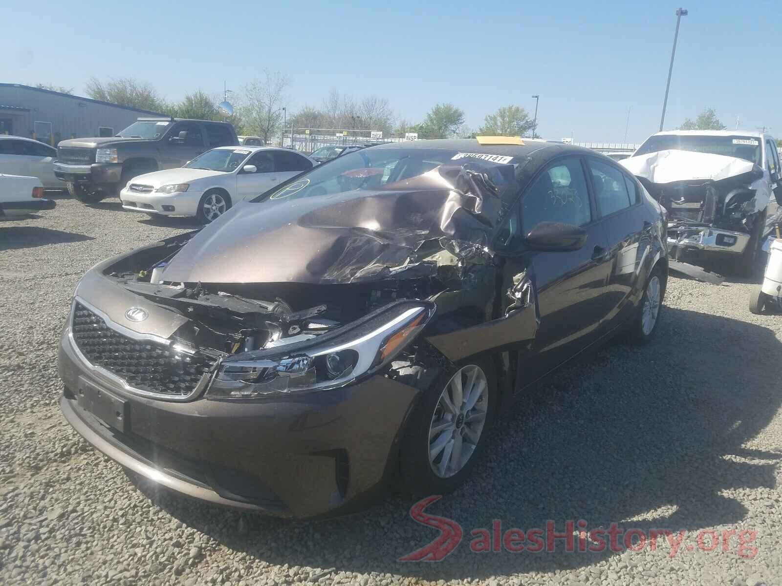 3KPFL4A7XHE147059 2017 KIA FORTE