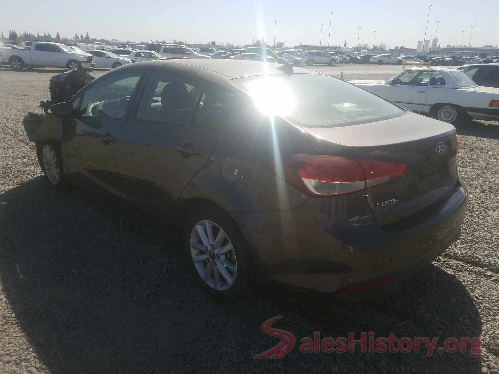 3KPFL4A7XHE147059 2017 KIA FORTE