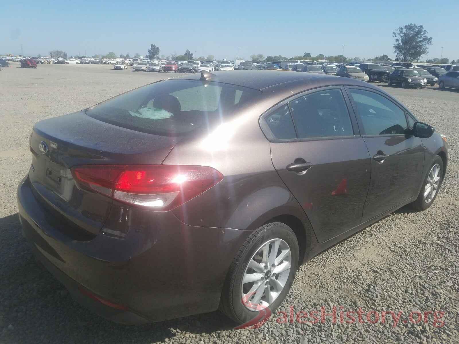 3KPFL4A7XHE147059 2017 KIA FORTE