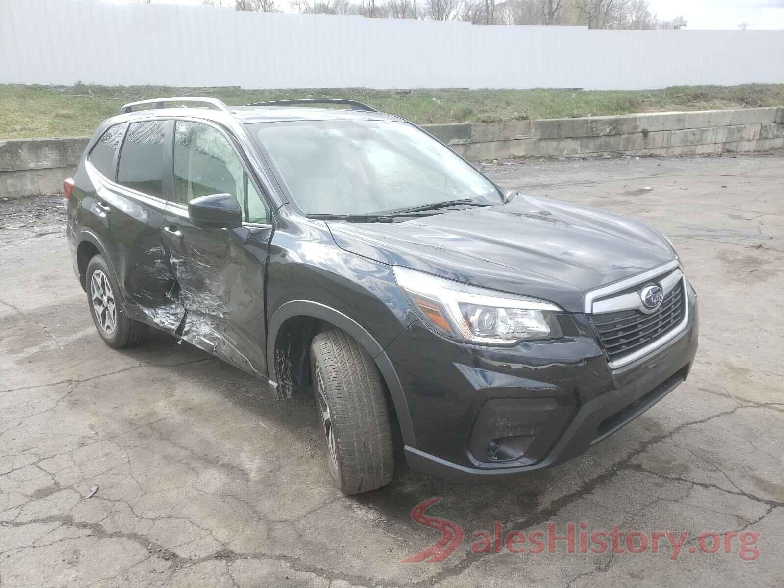 JF2SKAEC1KH588542 2019 SUBARU FORESTER