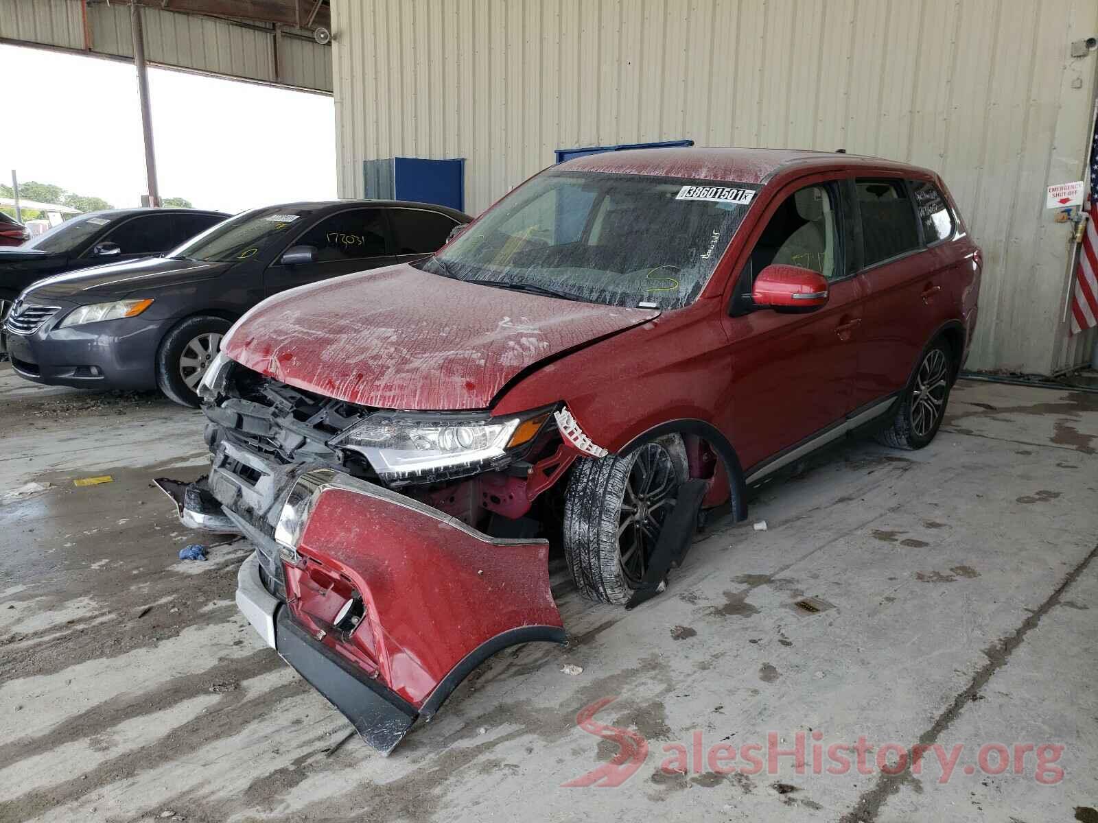 JA4AD3A36JZ055899 2018 MITSUBISHI OUTLANDER