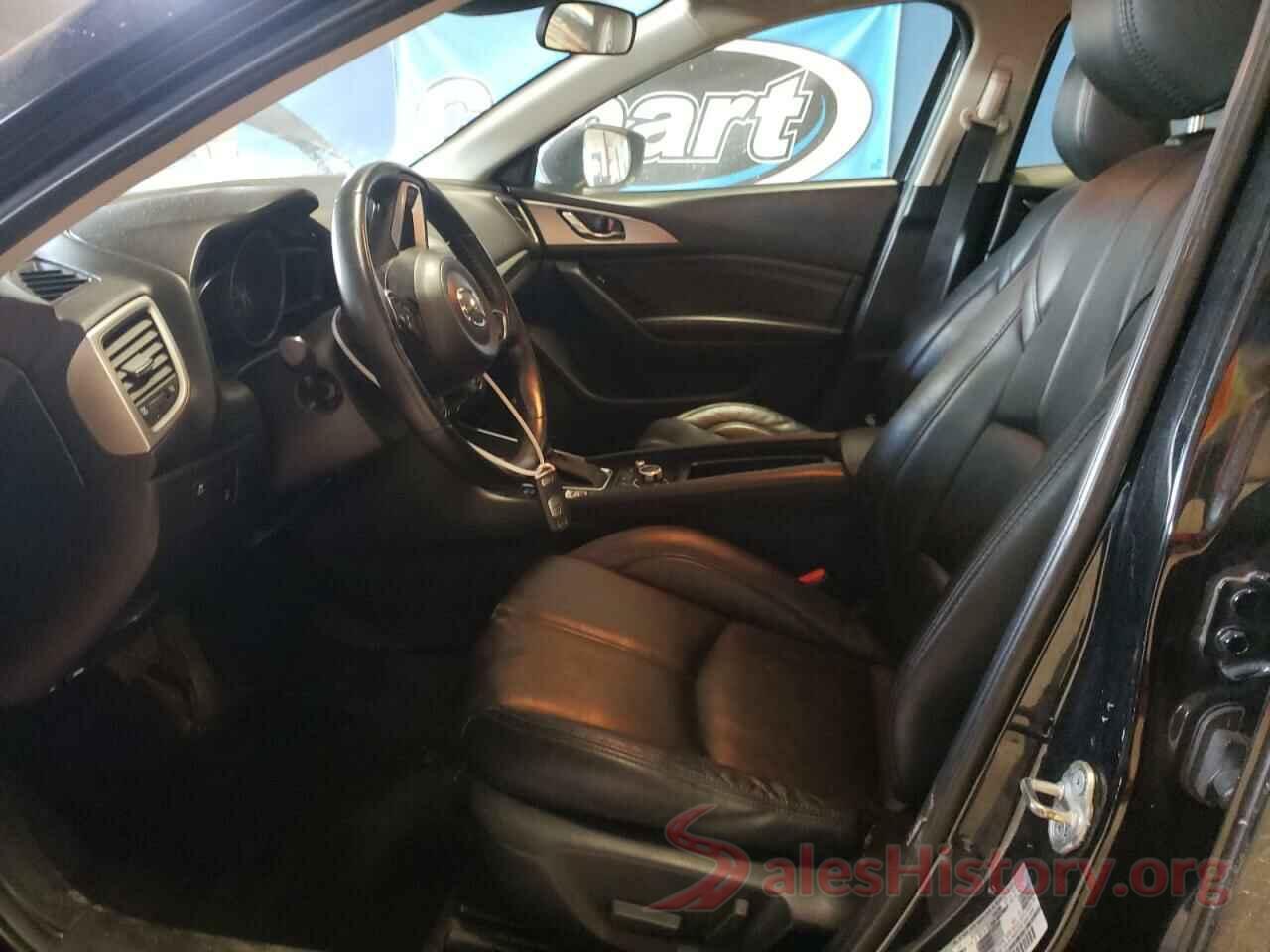 3MZBN1L3XJM182520 2018 MAZDA 3