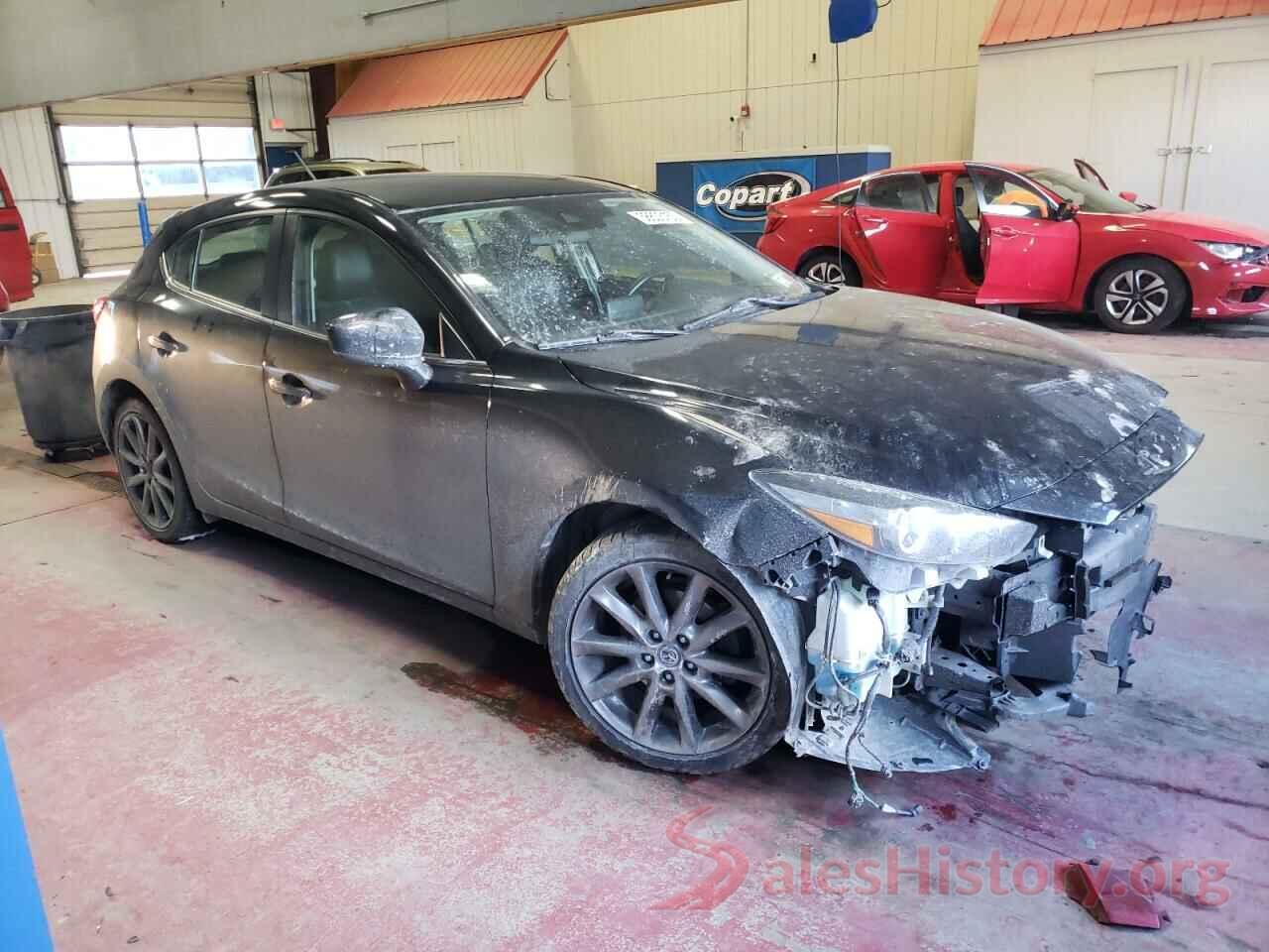 3MZBN1L3XJM182520 2018 MAZDA 3