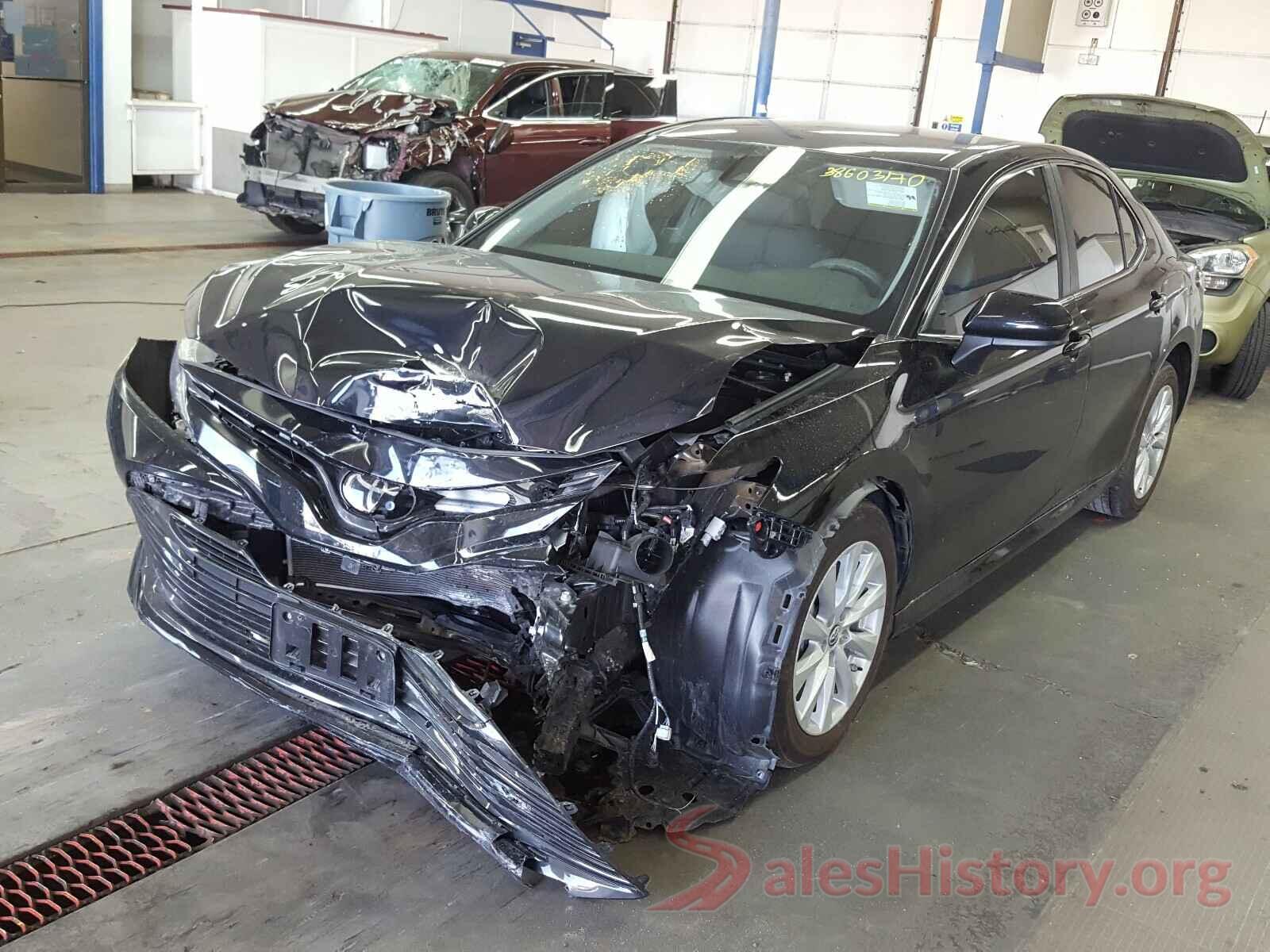 4T1B11HK4KU251760 2019 TOYOTA CAMRY