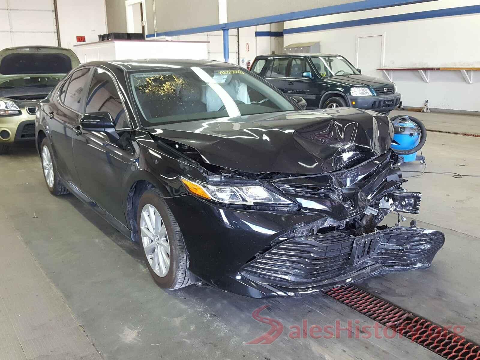 4T1B11HK4KU251760 2019 TOYOTA CAMRY