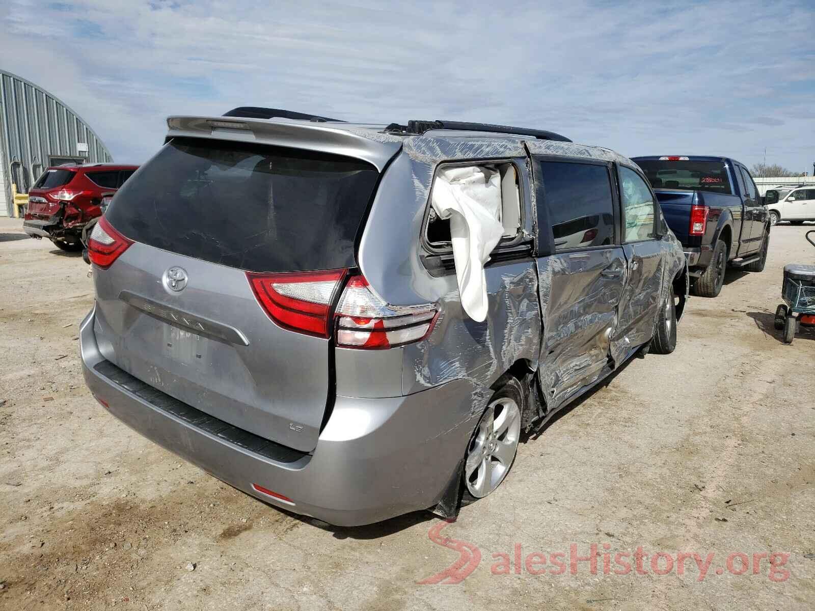 5TDKZ3DC6HS800685 2017 TOYOTA SIENNA