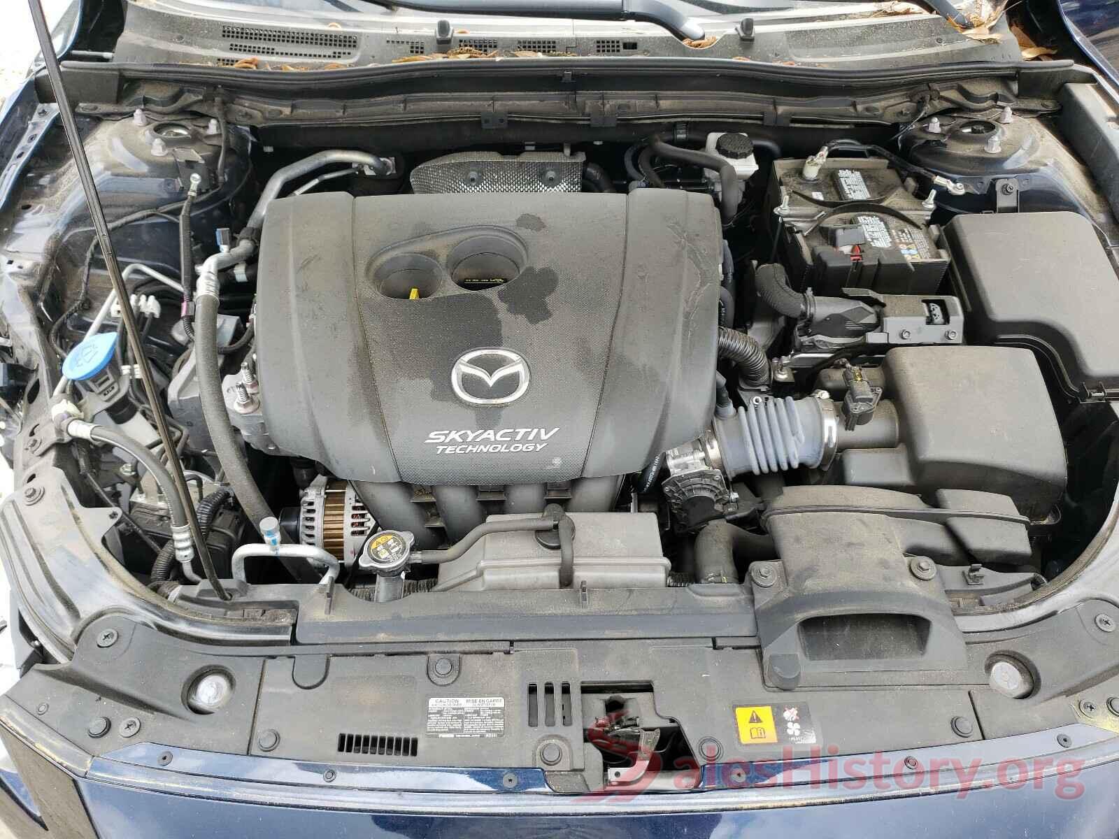 3MZBN1U77JM240004 2018 MAZDA 3