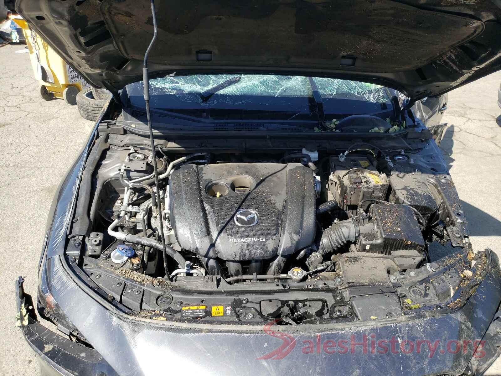 JM1BPAMM1K1120281 2019 MAZDA 3