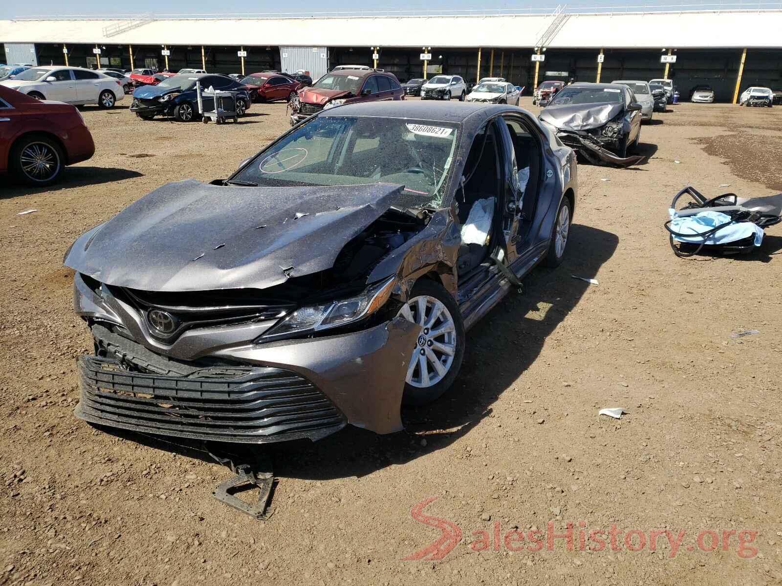 4T1C11AK2LU327475 2020 TOYOTA CAMRY