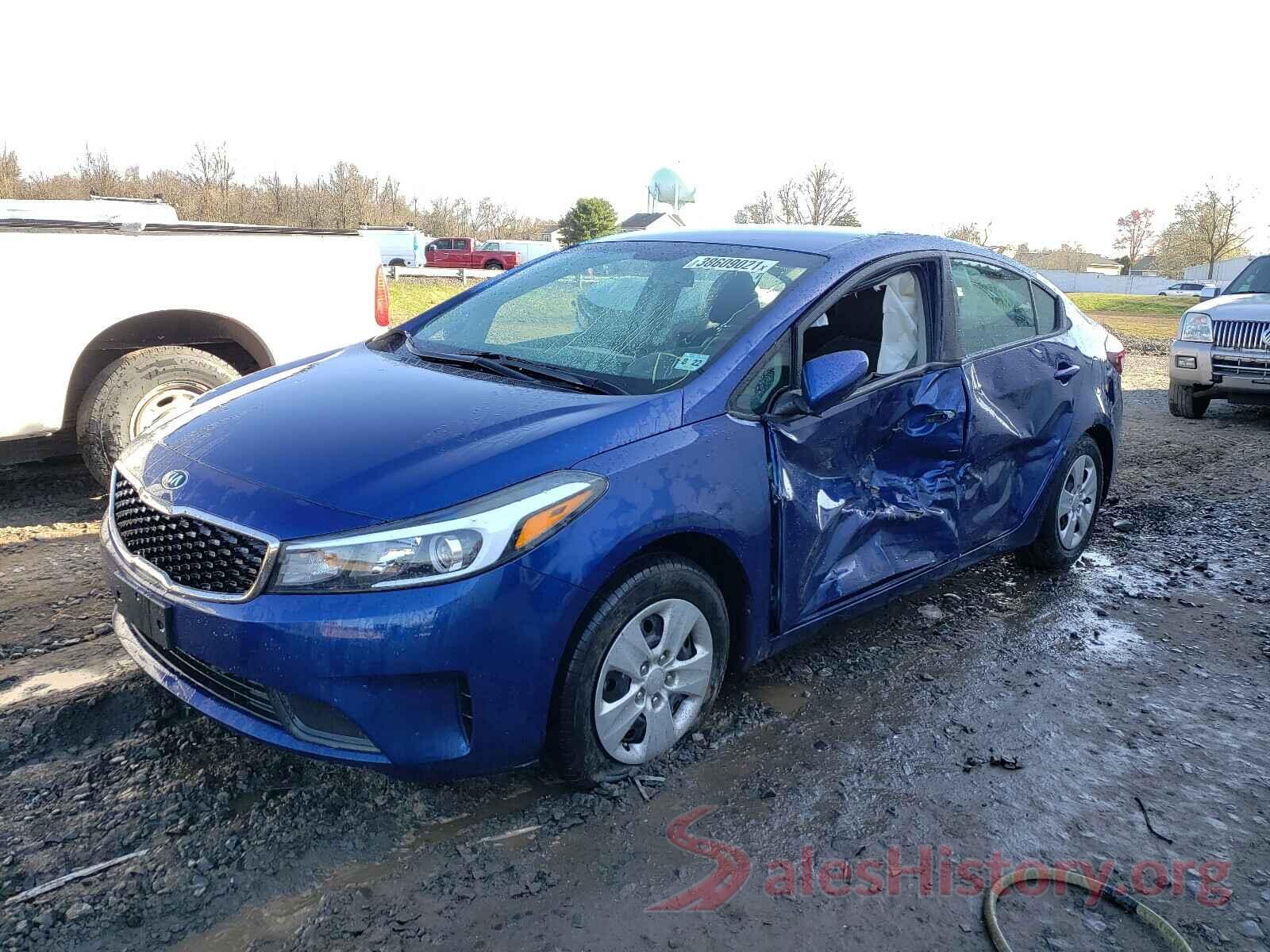 3KPFK4A75HE111184 2017 KIA FORTE