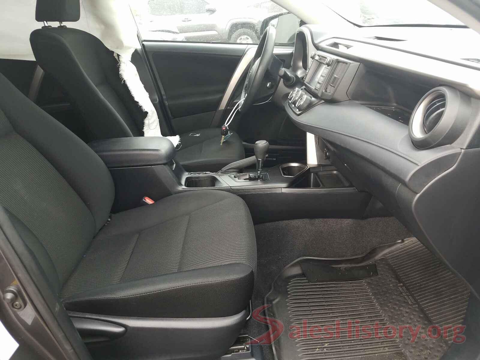 JTMBFREV9HJ703117 2017 TOYOTA RAV4