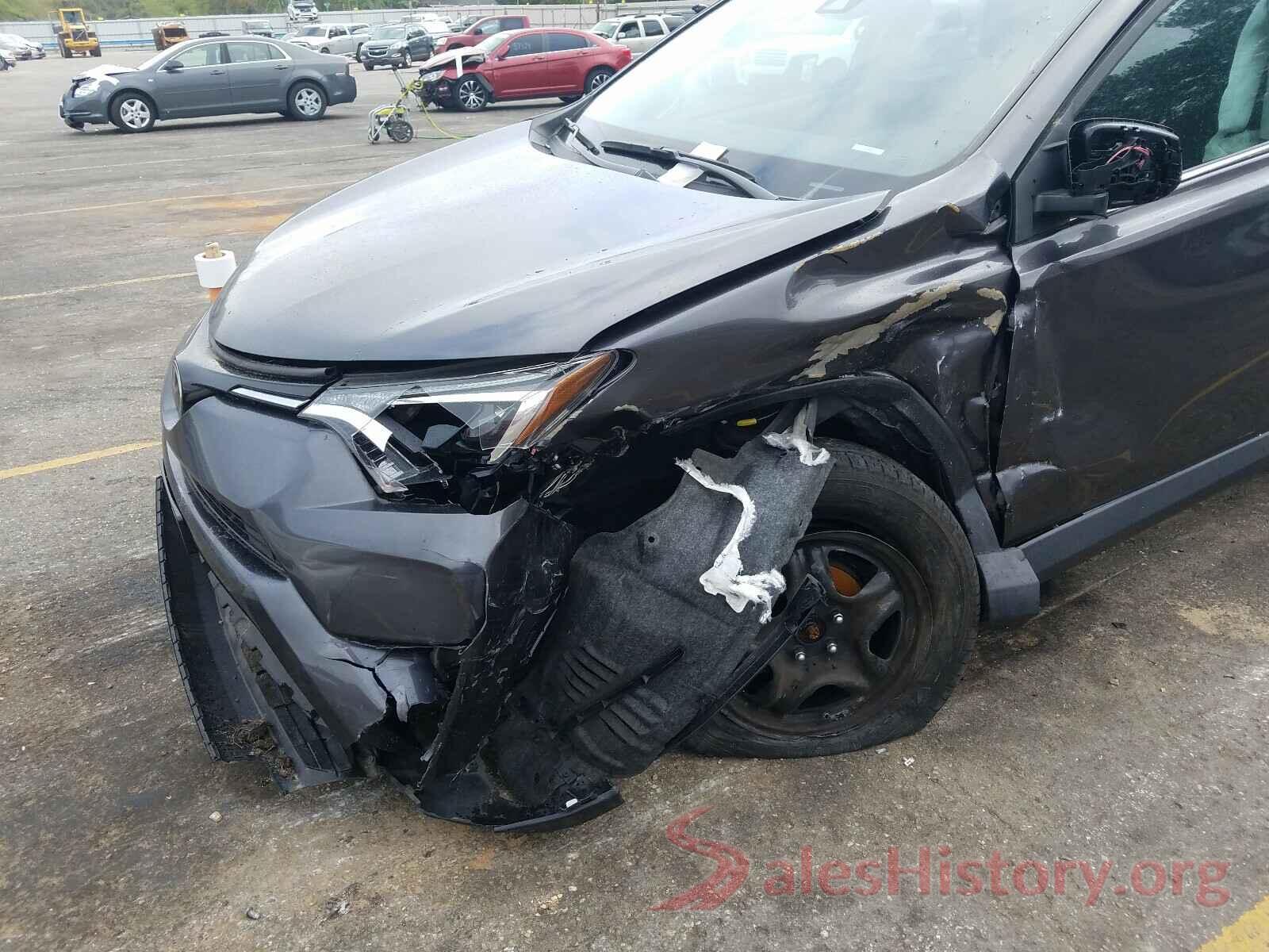 JTMBFREV9HJ703117 2017 TOYOTA RAV4