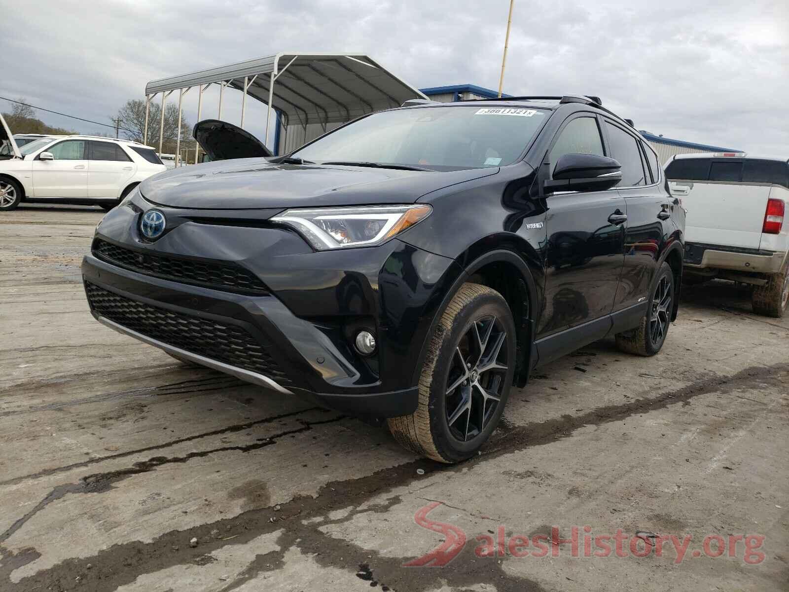 JTMJJREV7JD155102 2018 TOYOTA RAV4