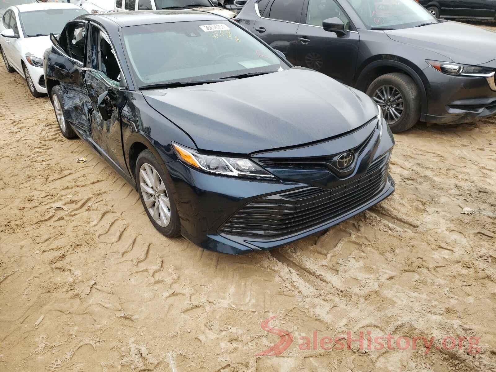 4T1B11HKXKU838142 2019 TOYOTA CAMRY