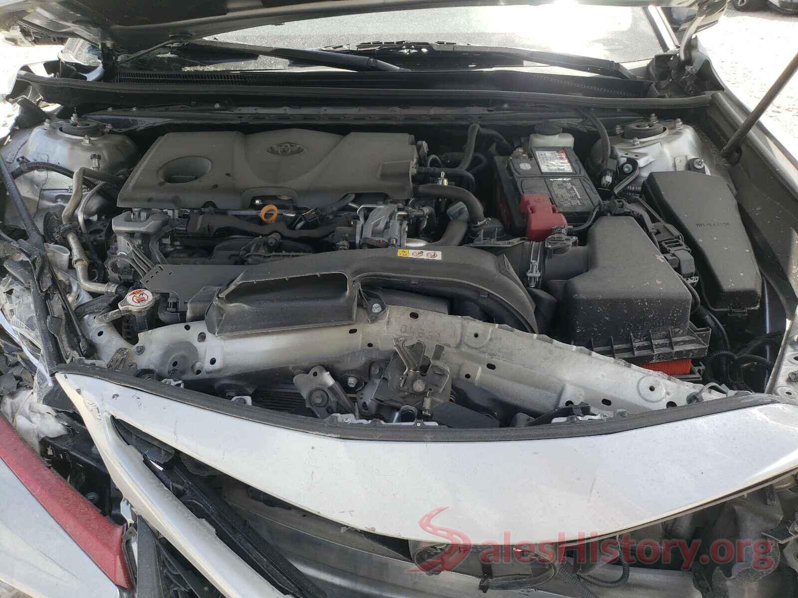 4T1B11HK0JU116581 2018 TOYOTA CAMRY