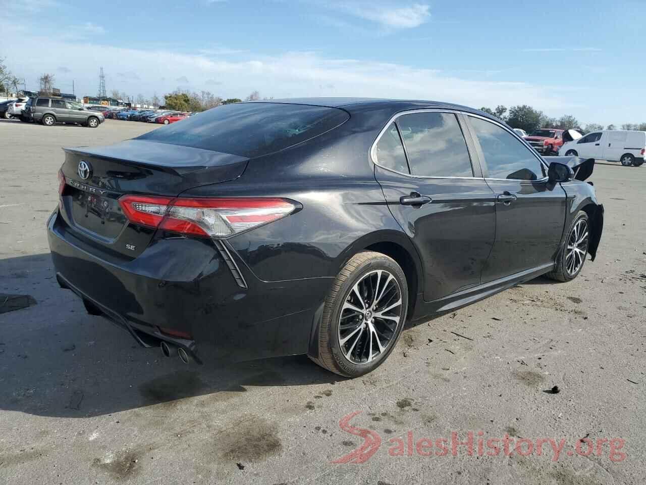 4T1B11HK6JU056192 2018 TOYOTA CAMRY