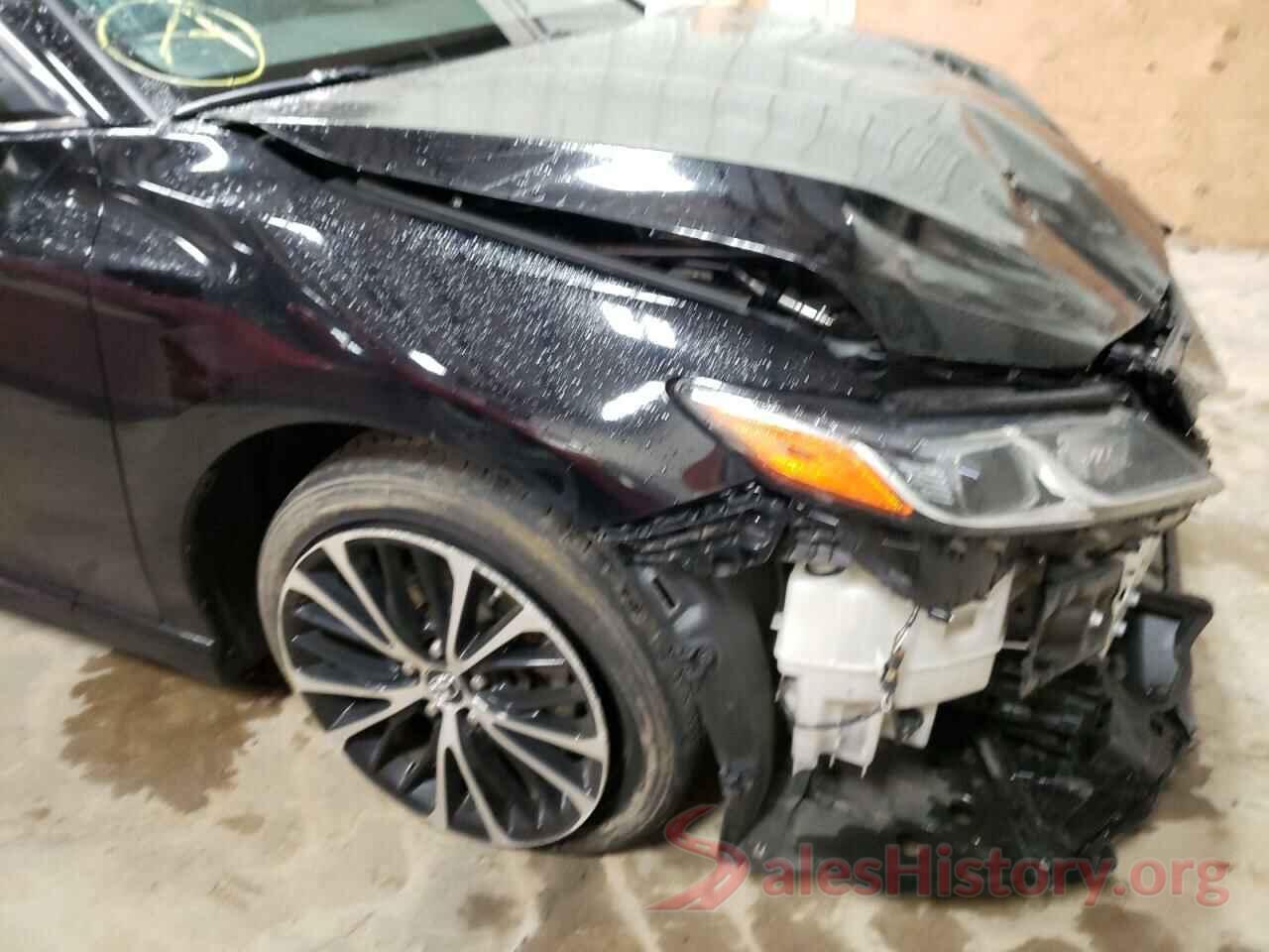 4T1B11HK3JU089764 2018 TOYOTA CAMRY