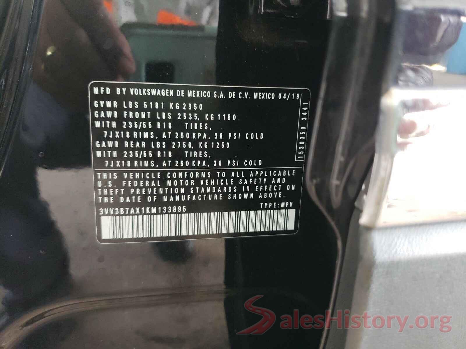 3VV3B7AX1KM133895 2019 VOLKSWAGEN TIGUAN