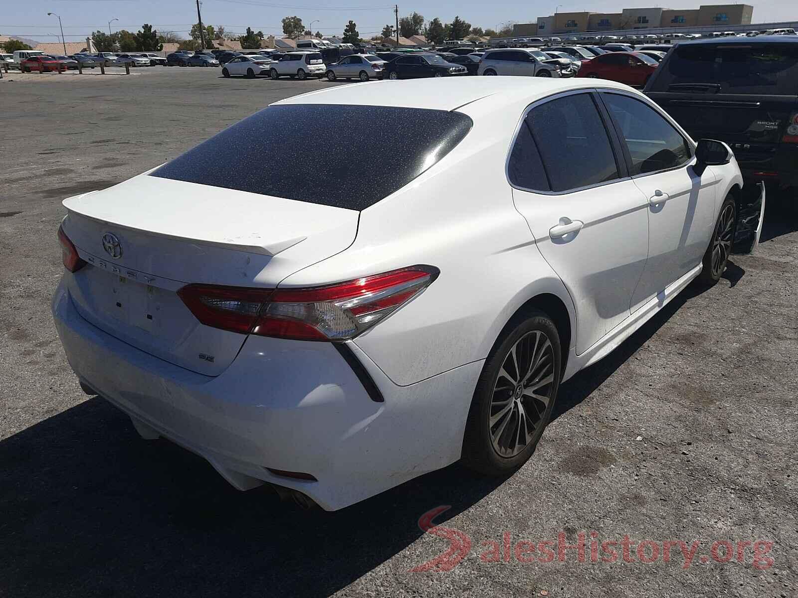 4T1B11HK6JU065278 2018 TOYOTA CAMRY