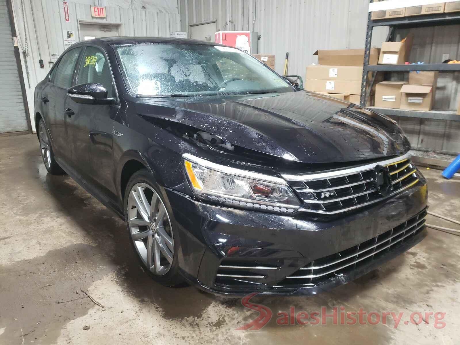 1VWAA7A30JC048310 2018 VOLKSWAGEN PASSAT