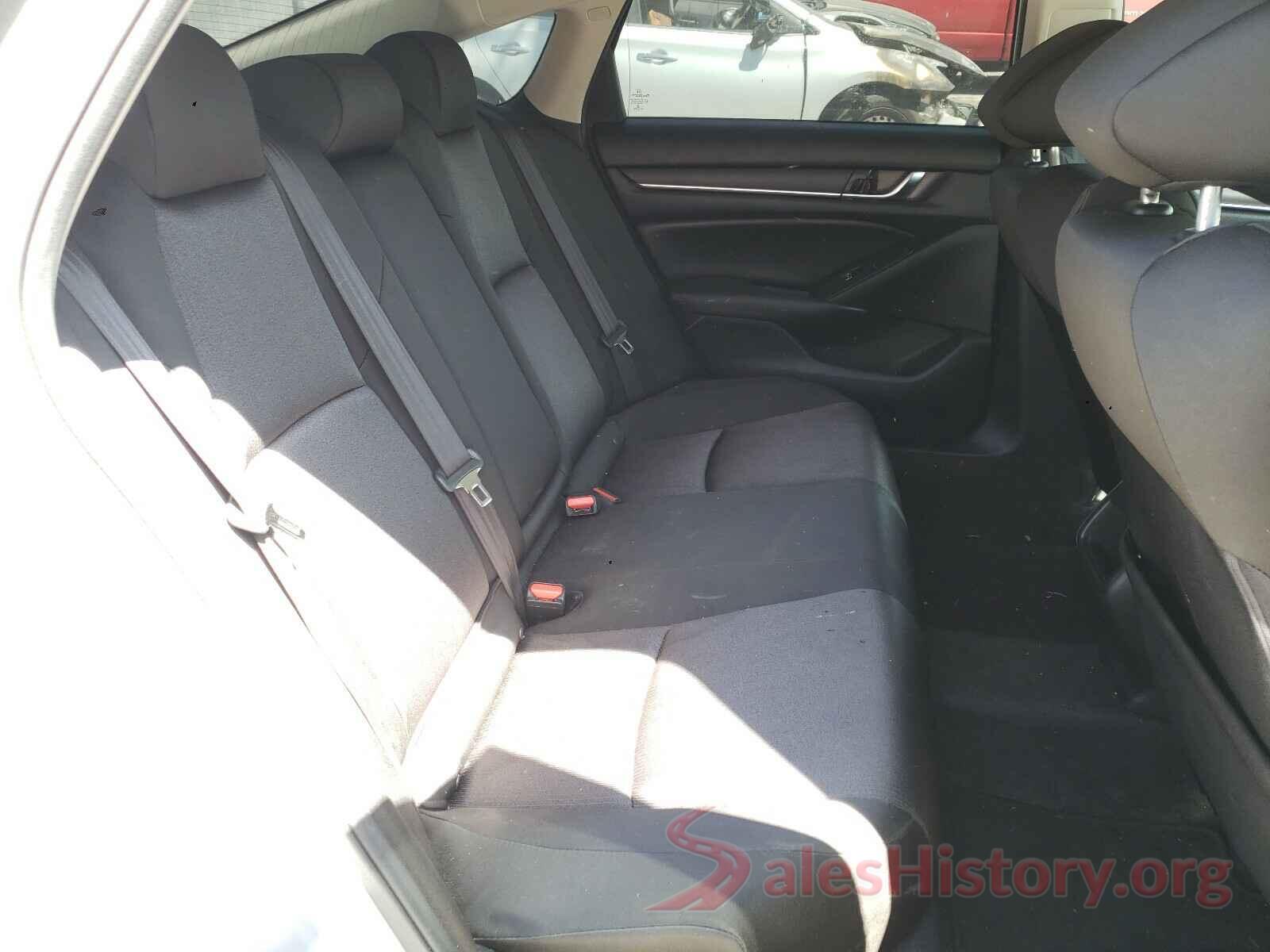 1HGCV1F18KA163045 2019 HONDA ACCORD