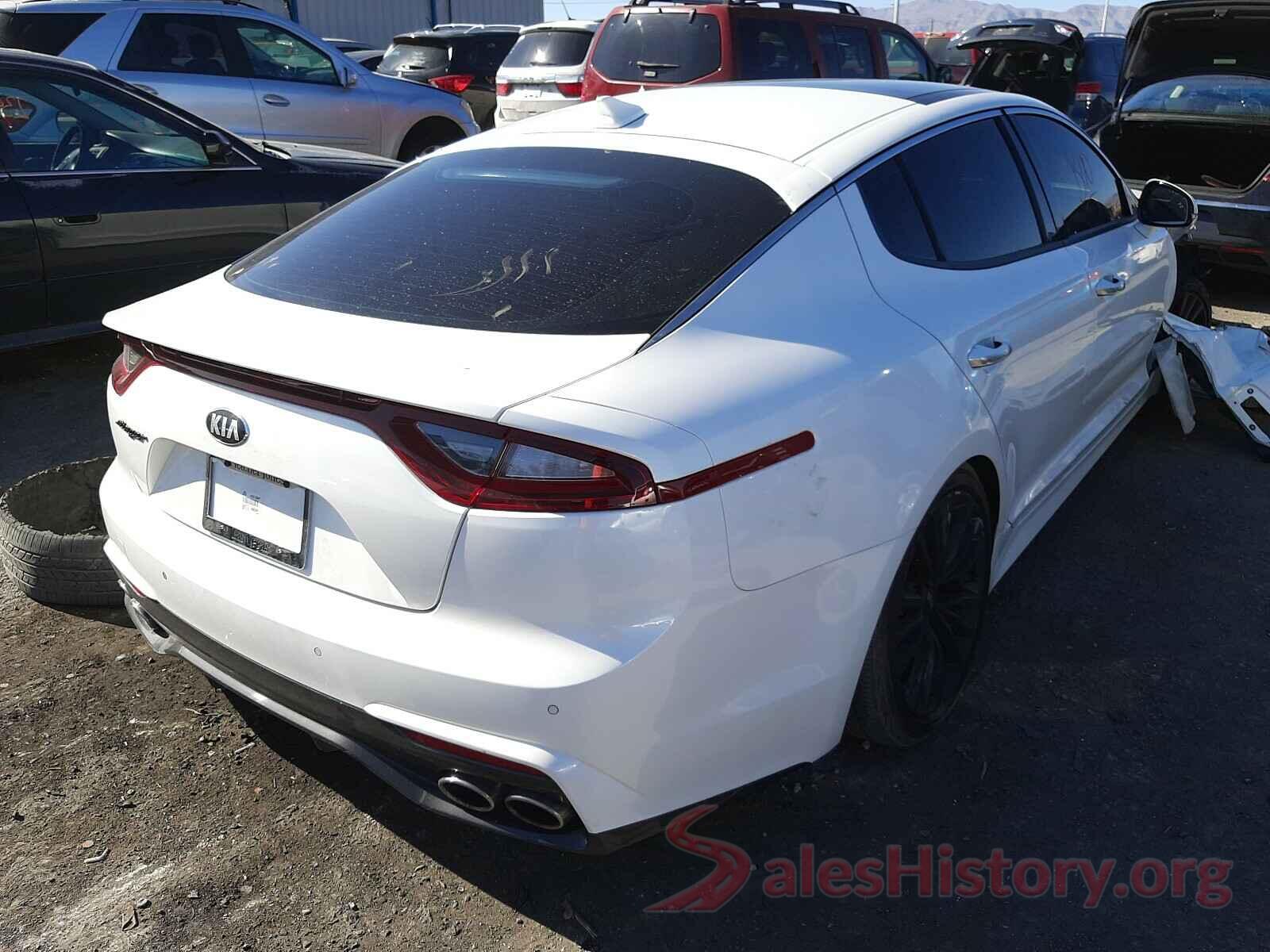 KNAE25LA2K6054964 2019 KIA STINGER