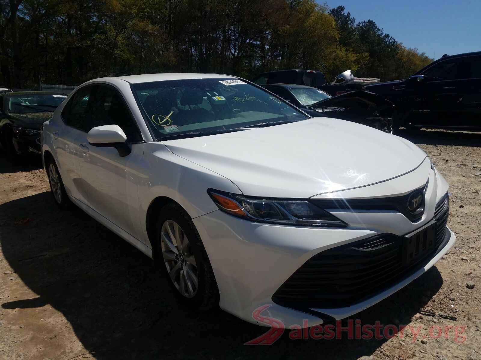 4T1B11HK8JU098931 2018 TOYOTA CAMRY