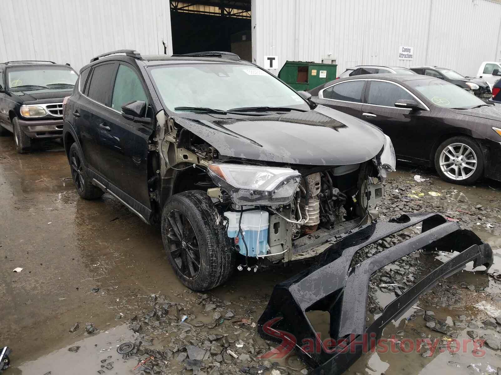 2T3RFREV4JW775316 2018 TOYOTA RAV4