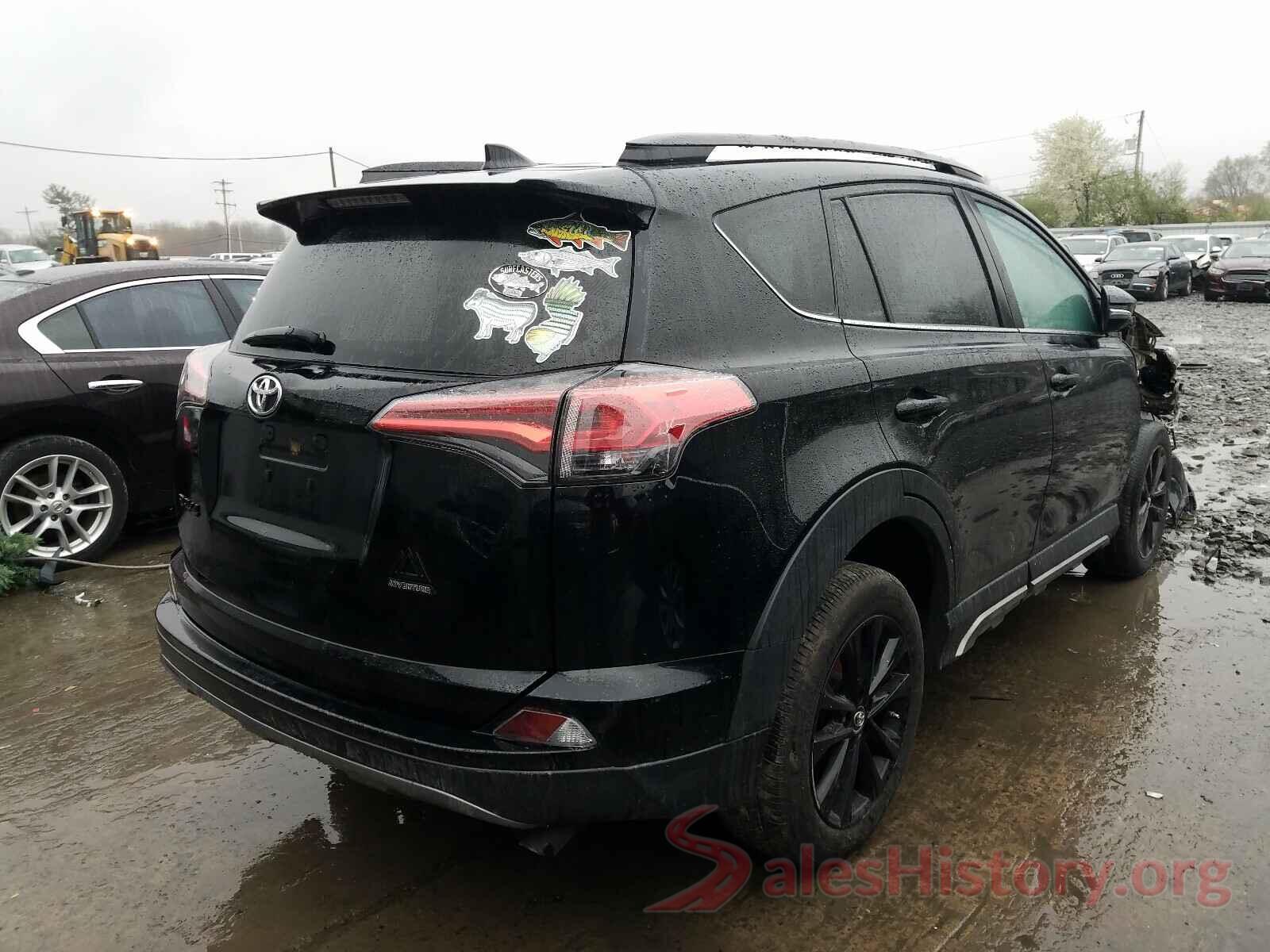 2T3RFREV4JW775316 2018 TOYOTA RAV4