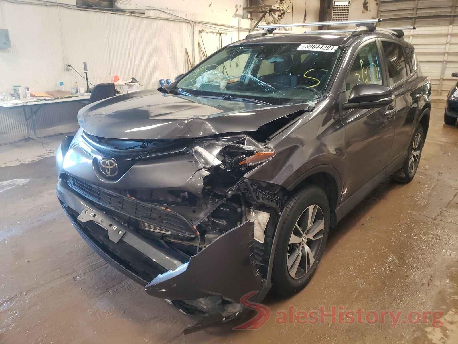 2T3RFREV5JW788379 2018 TOYOTA RAV4