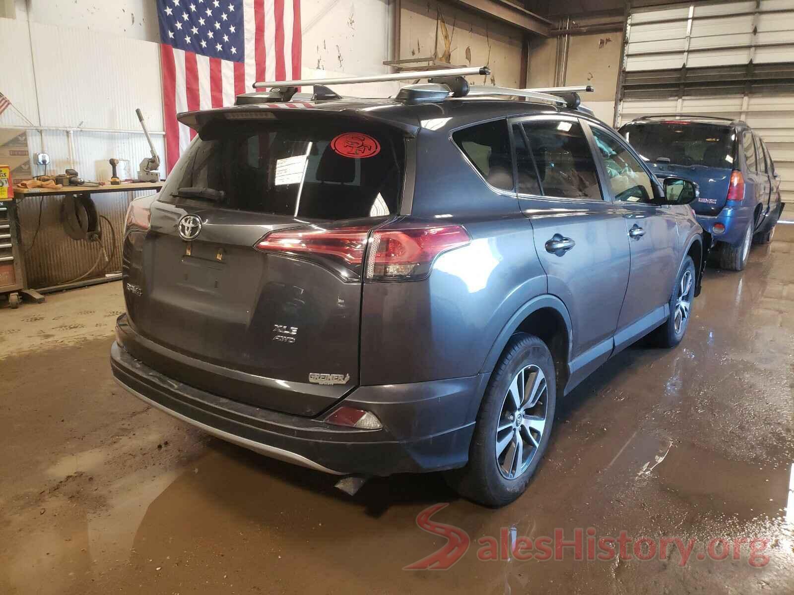 2T3RFREV5JW788379 2018 TOYOTA RAV4