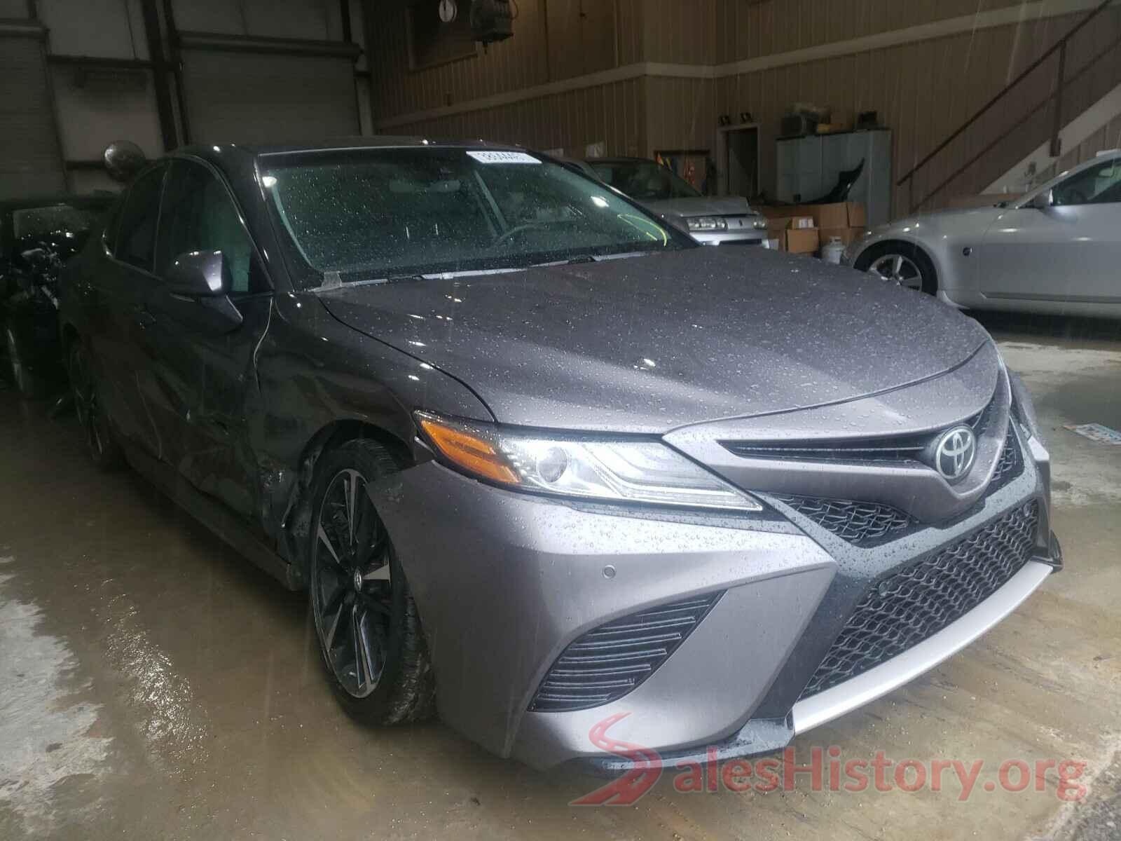 4T1B61HK3JU129794 2018 TOYOTA CAMRY