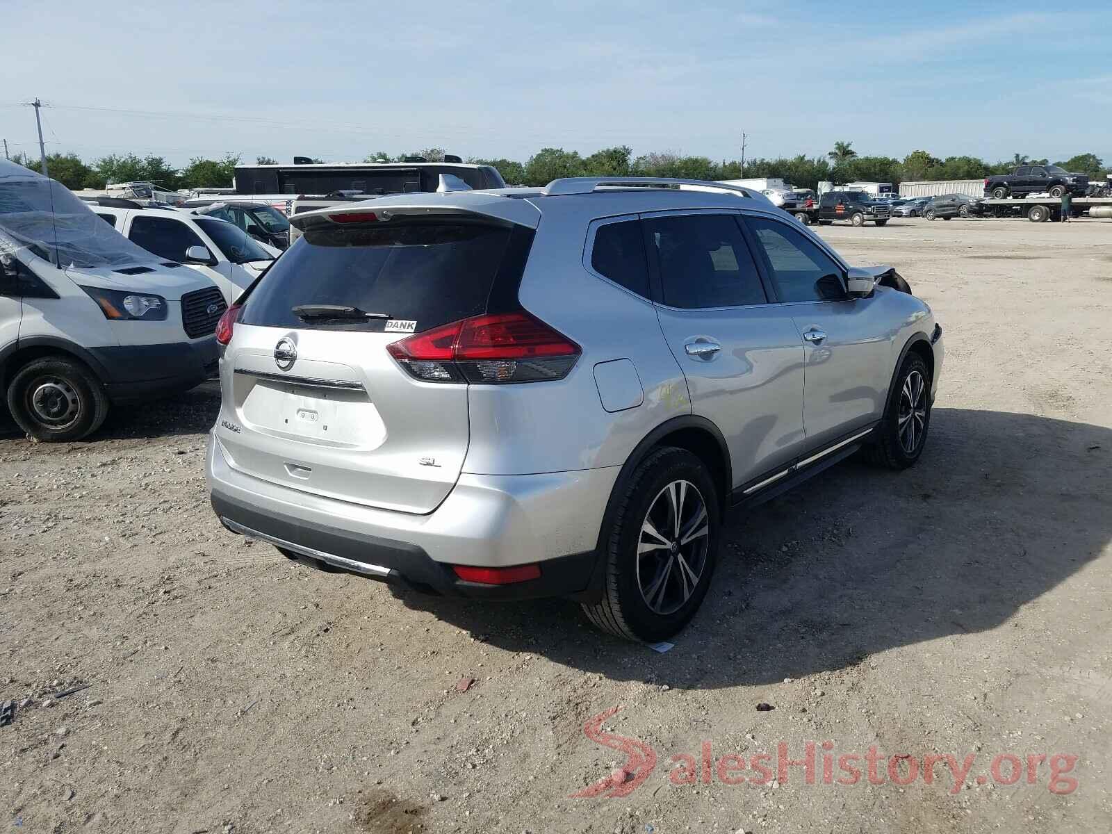 JN8AT2MT1HW380569 2017 NISSAN ROGUE