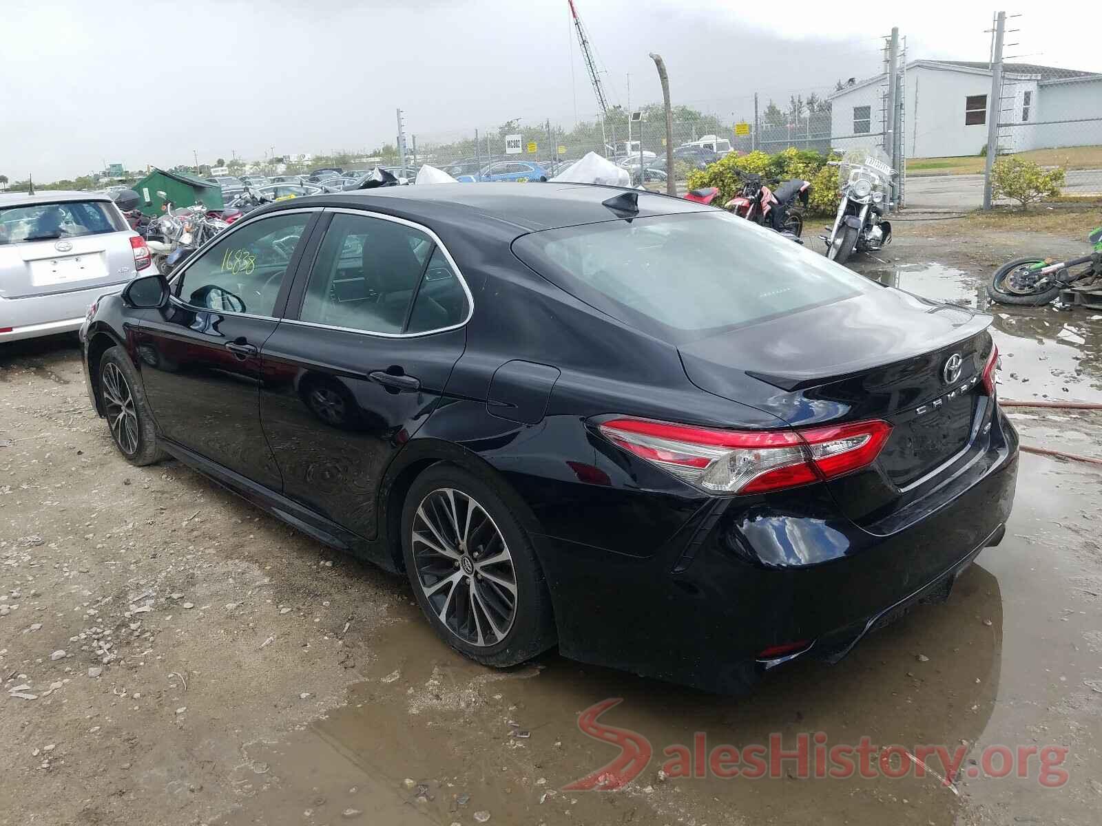 4T1B11HK1KU771527 2019 TOYOTA CAMRY