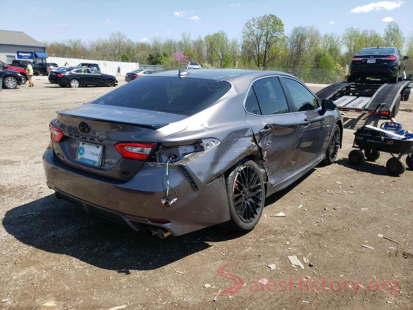 4T1B11HKXKU751972 2019 TOYOTA CAMRY